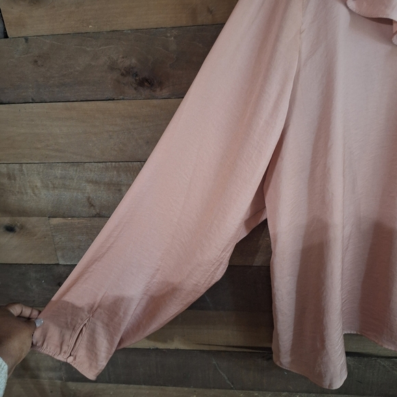 LANE BRYANT Blush Pink Ruffled Long Sleeve Blouse SZ 28 - Picture 8 of 8